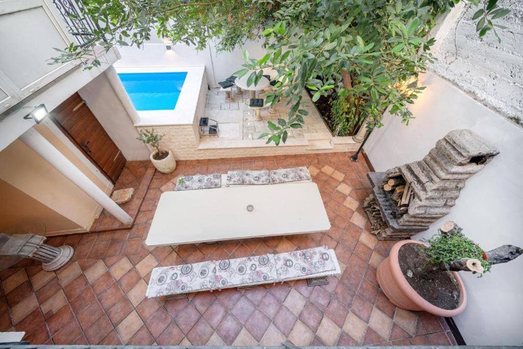 Heritage Residence In Center With Pool- Apartments Vodice Esterno foto
