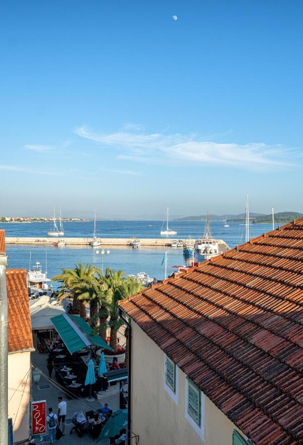 Heritage Residence In Center With Pool- Apartments Vodice Esterno foto